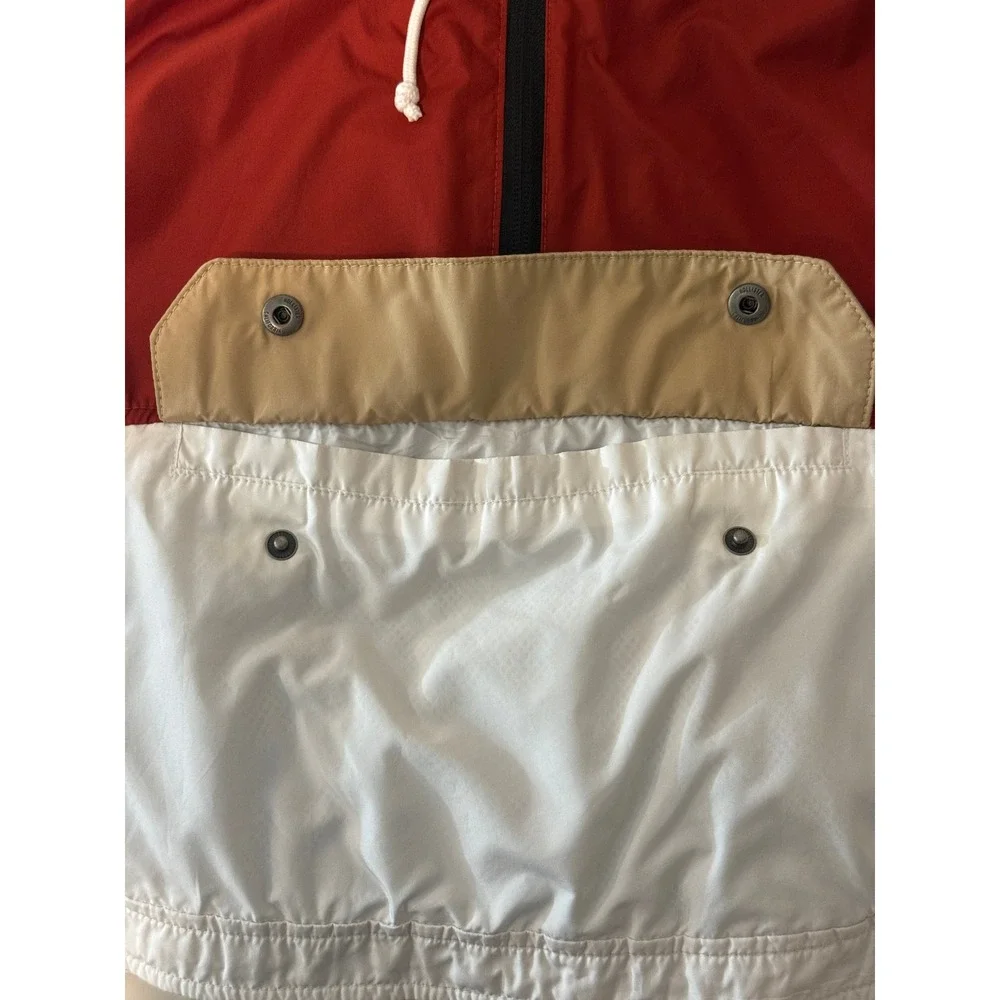 Hollister colorblock half